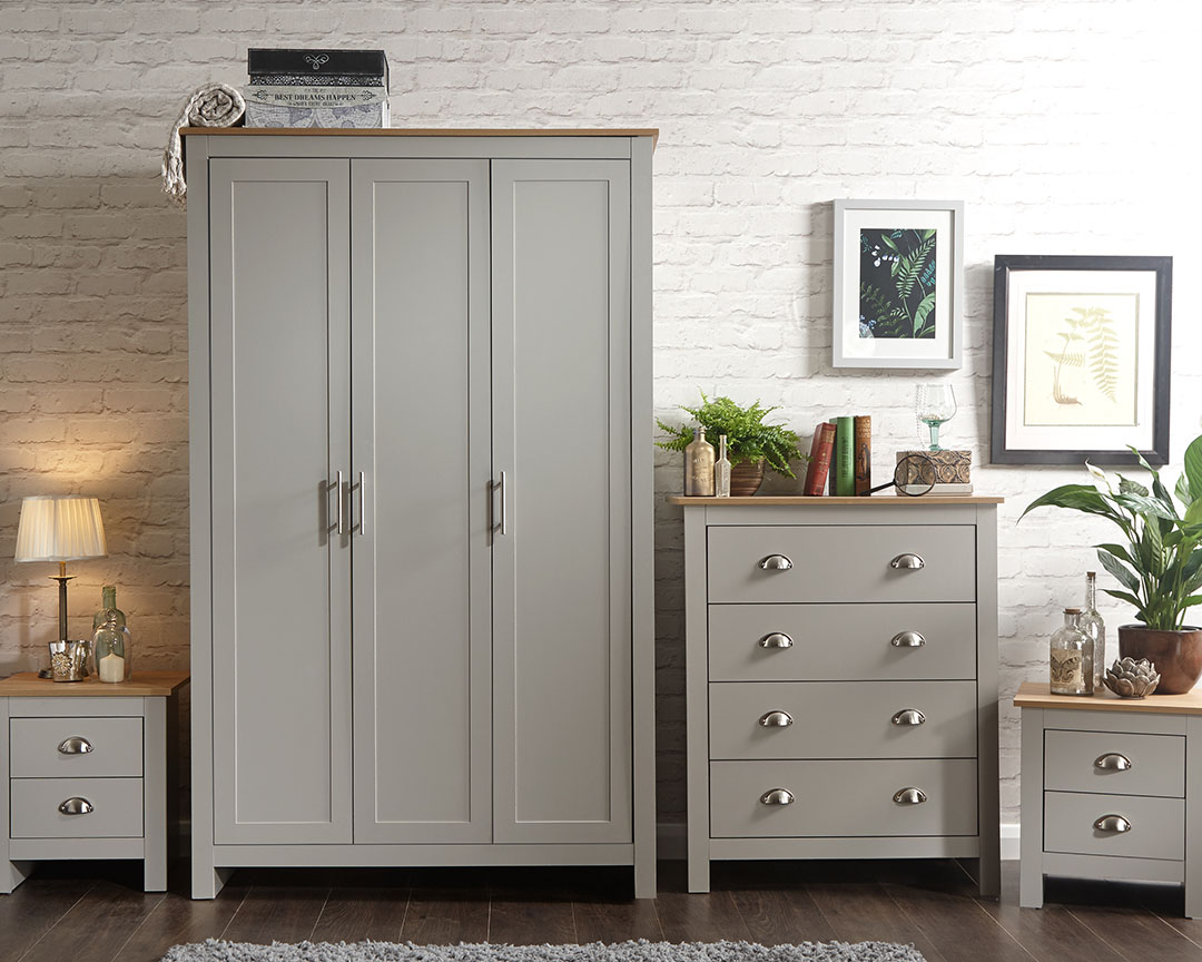 Lancaster 4 Piece Bedroom Set